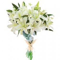 White Flower Bouquet For Wedding