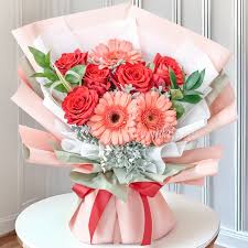Appealing Red  Roses & Pink Gerberas Bouquet