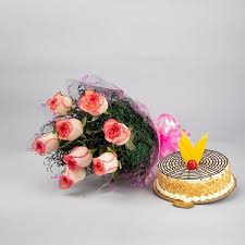 Awesome Pink Roses Bouquet with Flavoursome Butterscotch cake