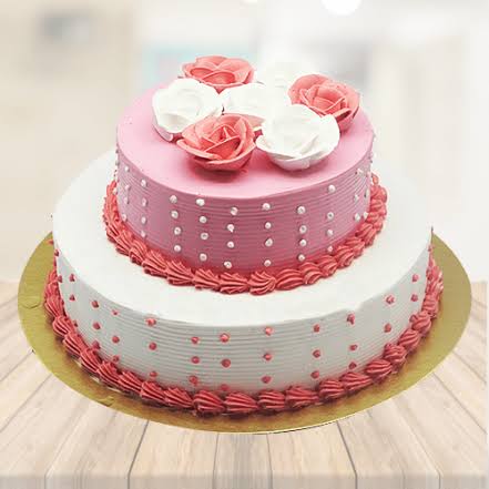 Delish 2 Tier Strawberry Cake
