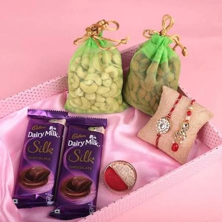 Designer Rakhi with Luscious Chocolate and Healthy Dry fruits
