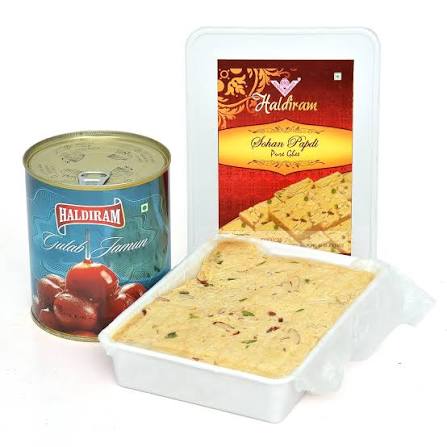 Haldiram's Festive Sweets Combo: Soan Papdi (1 kg) + Gulab Jamun Pack (1Kg)