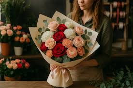 Particolored Floral Bouquet of Multifloral