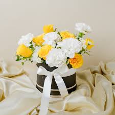 Premium Box arrangement with Yellow Roses with White Carnations