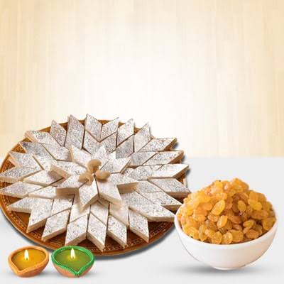 Premium Festive Mithai Box - Kaju Katli and Raisins Combo with Clay Diyas