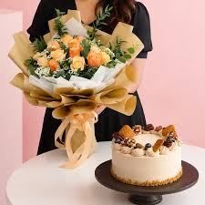 Prepossessing Peach Roses Bouquet with Palatable Walnut Cake