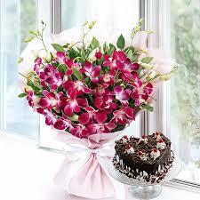 Purple Orchid bunch with Heart Shape Black Forest cake