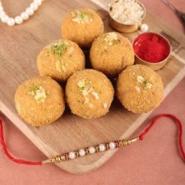 Sumptuous Besan Ladoo with Lumba Rakhi